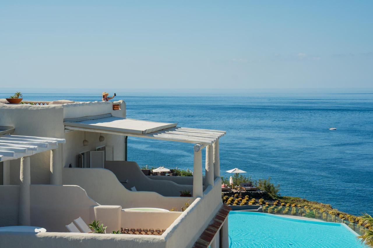 Therasia Resort Sea And Spa - The Leading Hotels Of The World Vulcano  Esterno foto