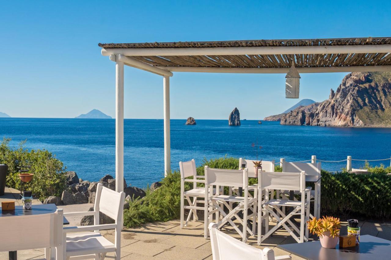 Therasia Resort Sea And Spa - The Leading Hotels Of The World Vulcano  Esterno foto