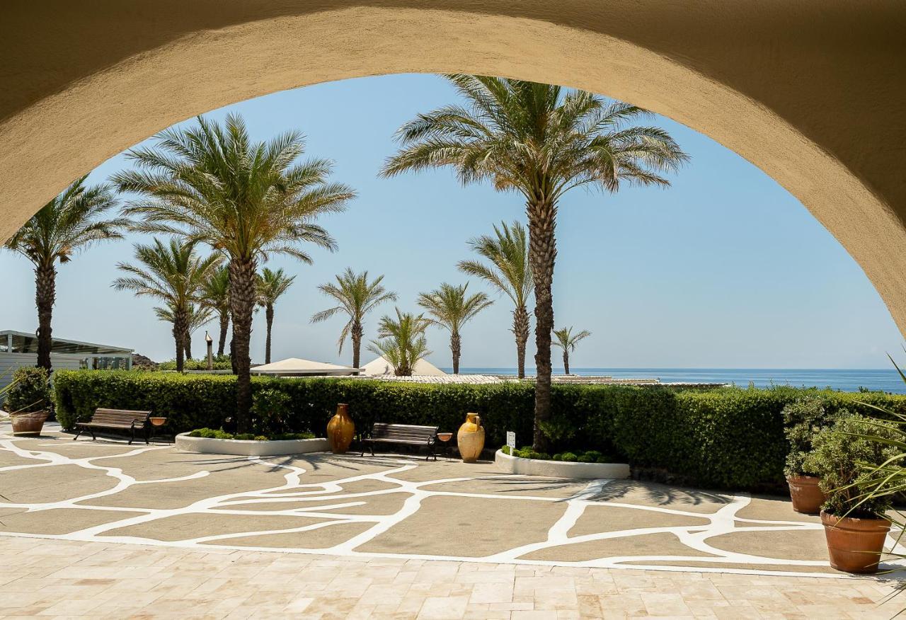 Therasia Resort Sea And Spa - The Leading Hotels Of The World Vulcano  Esterno foto