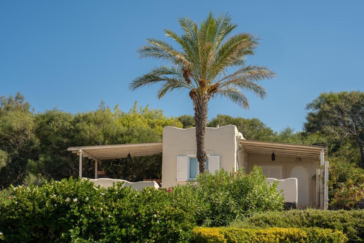 Therasia Resort Sea And Spa - The Leading Hotels Of The World Vulcano  Esterno foto