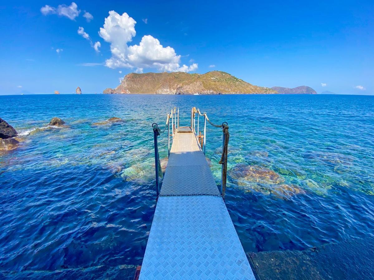 Therasia Resort Sea And Spa - The Leading Hotels Of The World Vulcano  Esterno foto