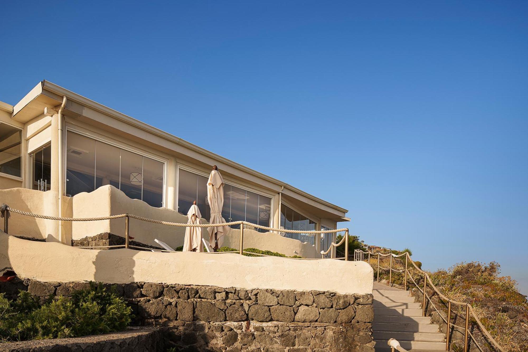 Therasia Resort Sea And Spa - The Leading Hotels Of The World Vulcano  Esterno foto