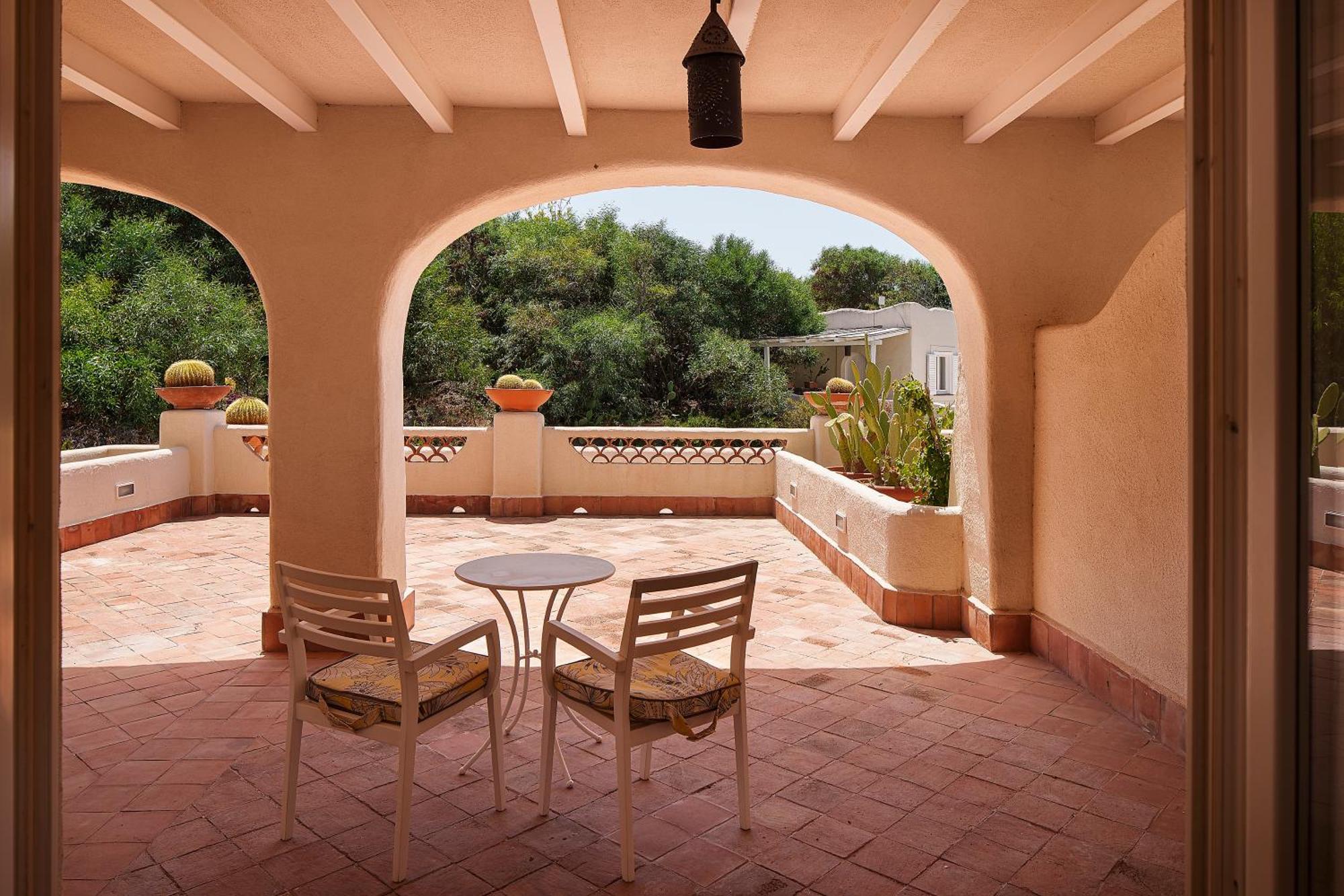Therasia Resort Sea And Spa - The Leading Hotels Of The World Vulcano  Esterno foto