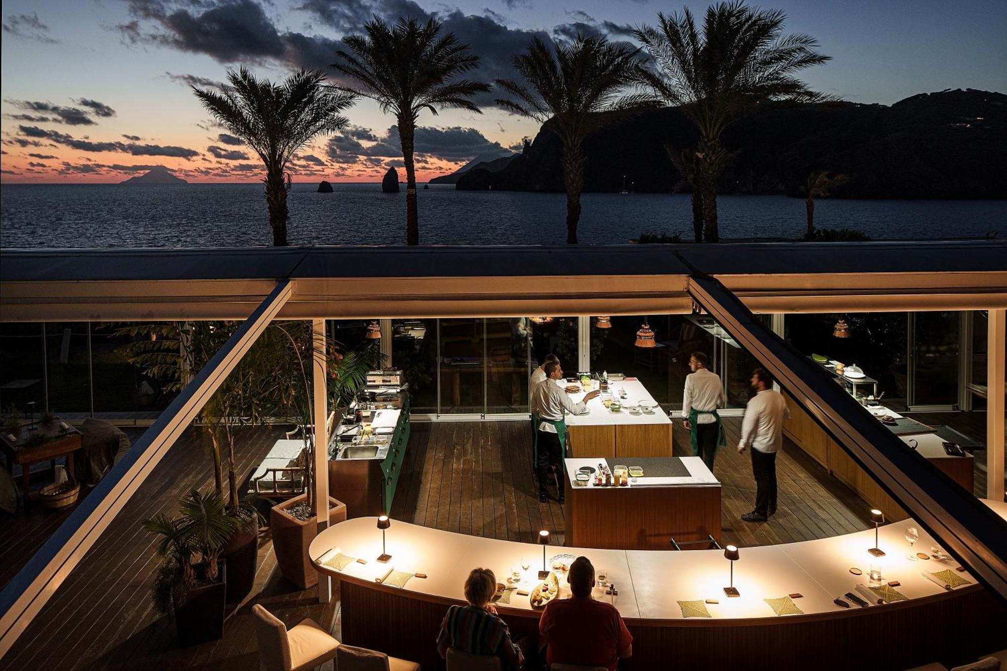Therasia Resort Sea And Spa - The Leading Hotels Of The World Vulcano  Esterno foto
